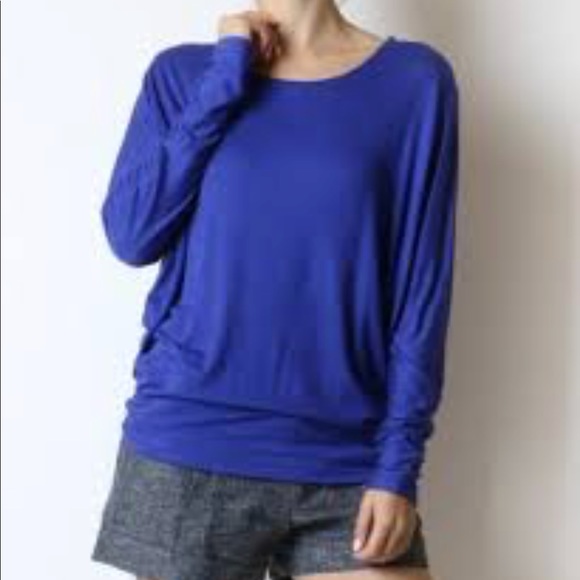 ✨LAST ONE ✨Favorite best selling top - Picture 2 of 2